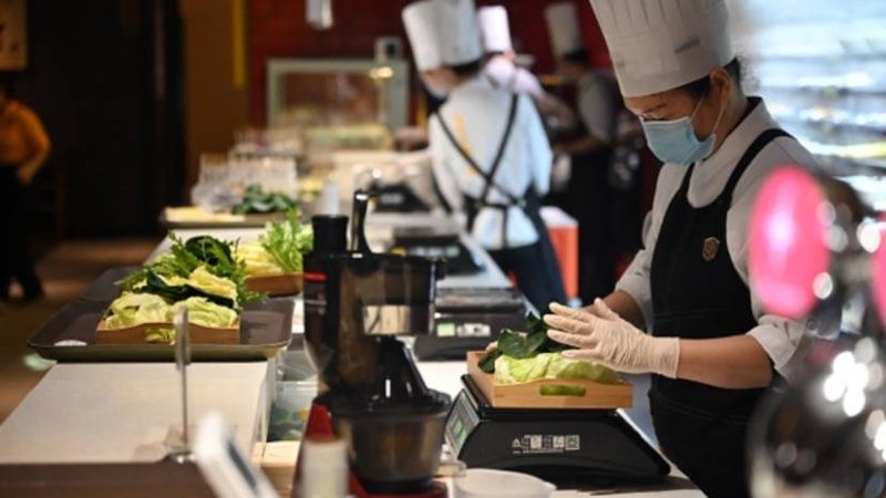 新手选餐饮加盟公司：揭秘加盟流程中的关键步骤
